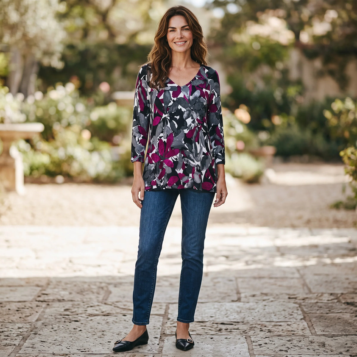 Chico's Women's Size 1 M Magenta Floral V-Neck Long Sleeve Tunic Top NWT