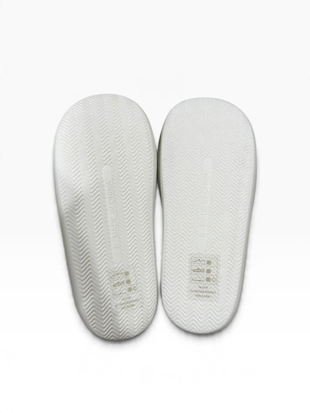 Sole Mates Women’ Black Smiling Ghost Sherpa Slippers - New