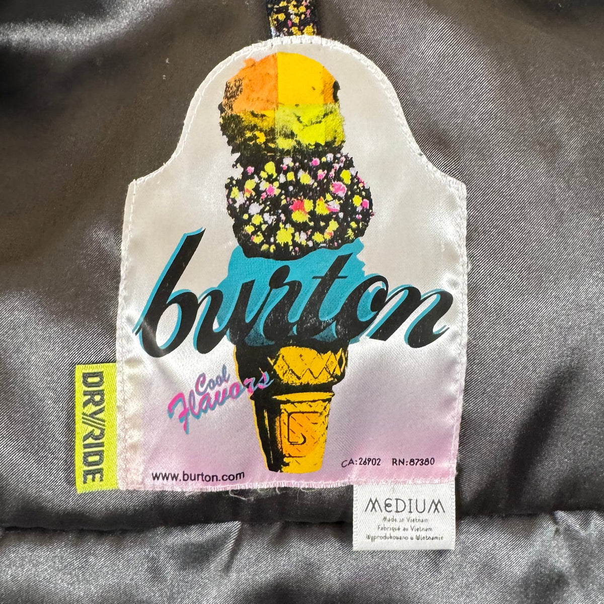 Burton DRYRIDE Cool Flavors Hooded Snowboard Medium - Pre-owned