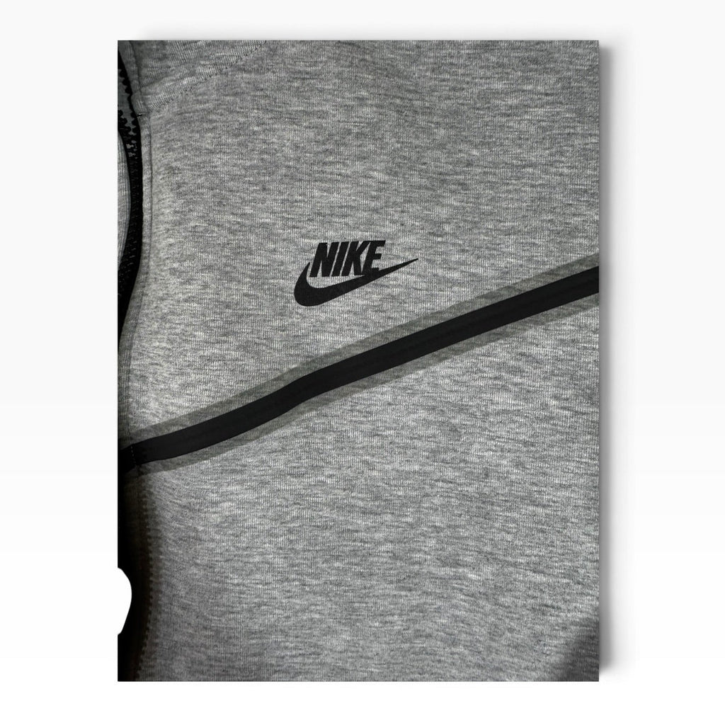 Nike Tech Fleece Men's Heather Gray Black Full Zip Hoodie XXL - Pre-owned