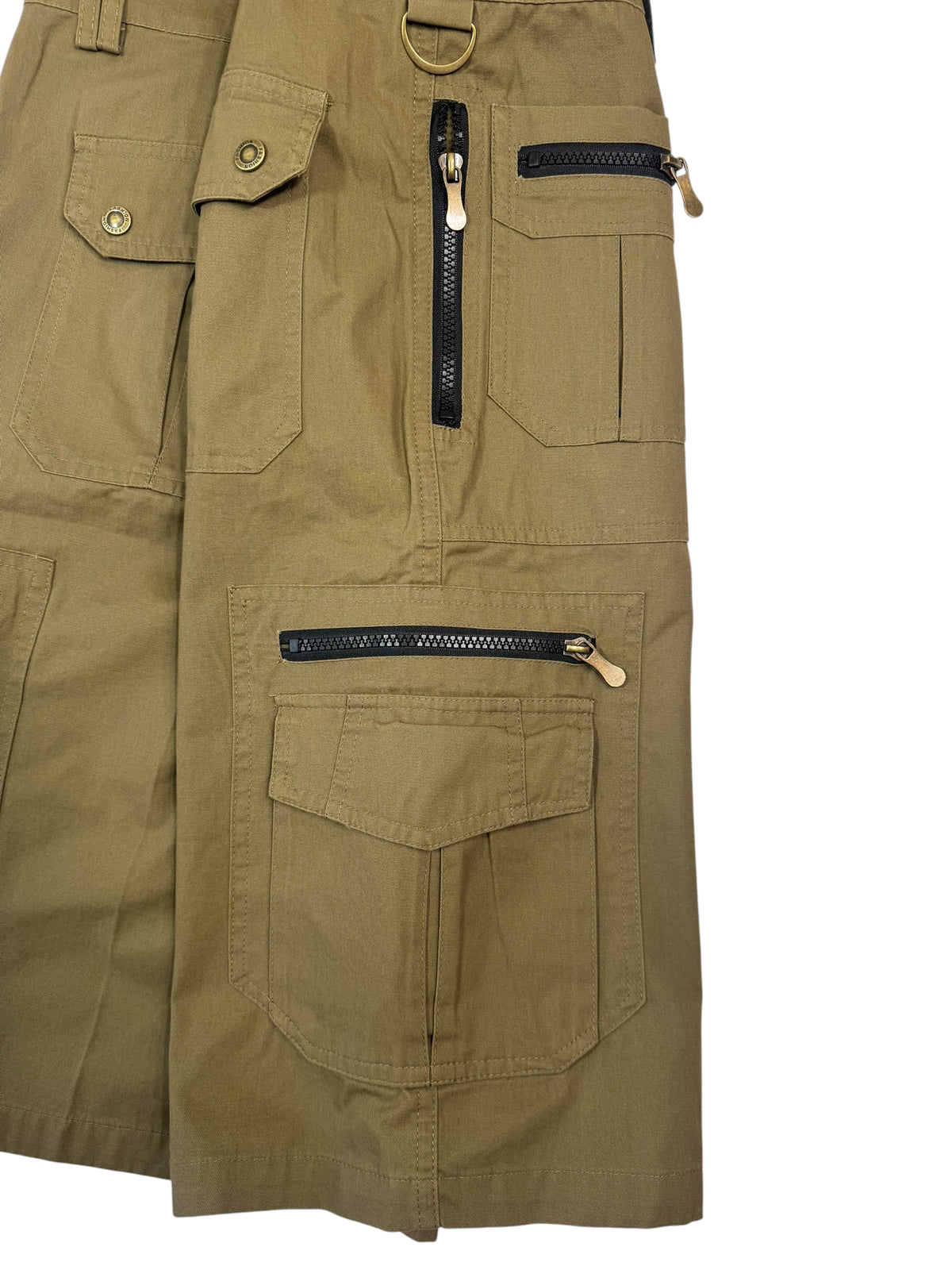 Men's Khaki Cargo Shorts with Zipper Pockets – Size Large