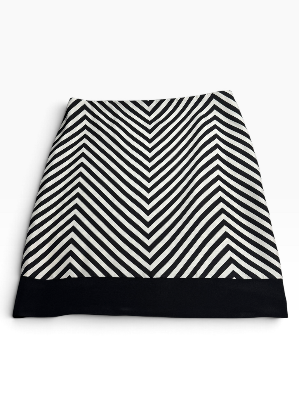 KORS Michael Kors Black White Chevron Silk Skirt Size 12 - NWT - 12 / Black & White