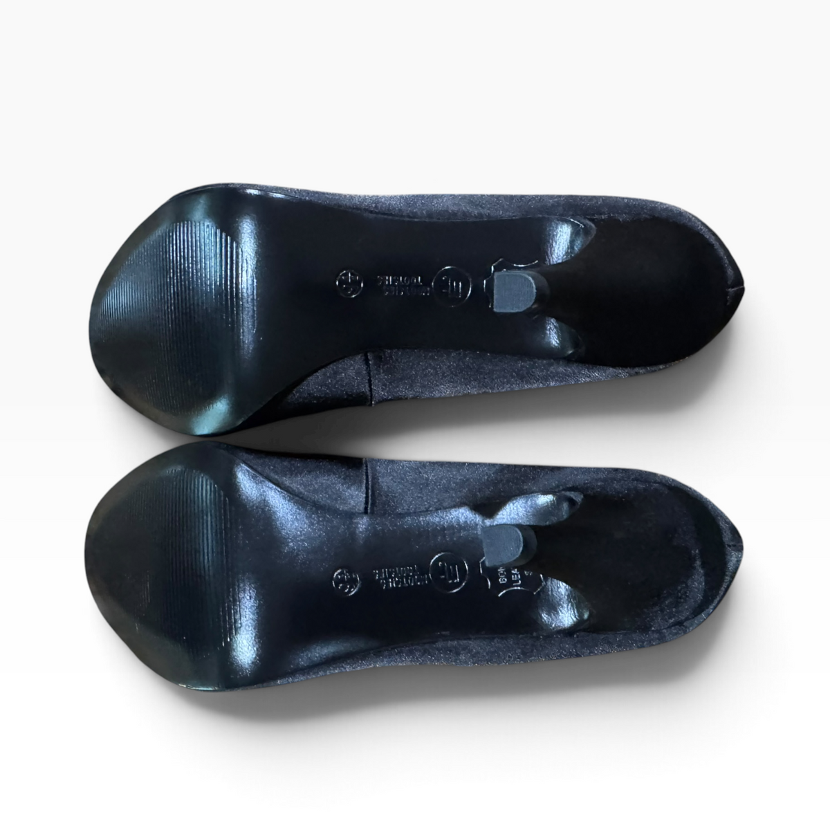 Mootsies Tootsies Women’s Size 10 Black Satin Jeweled Peep-Toe Pumps 3.75-Inch Heels - New