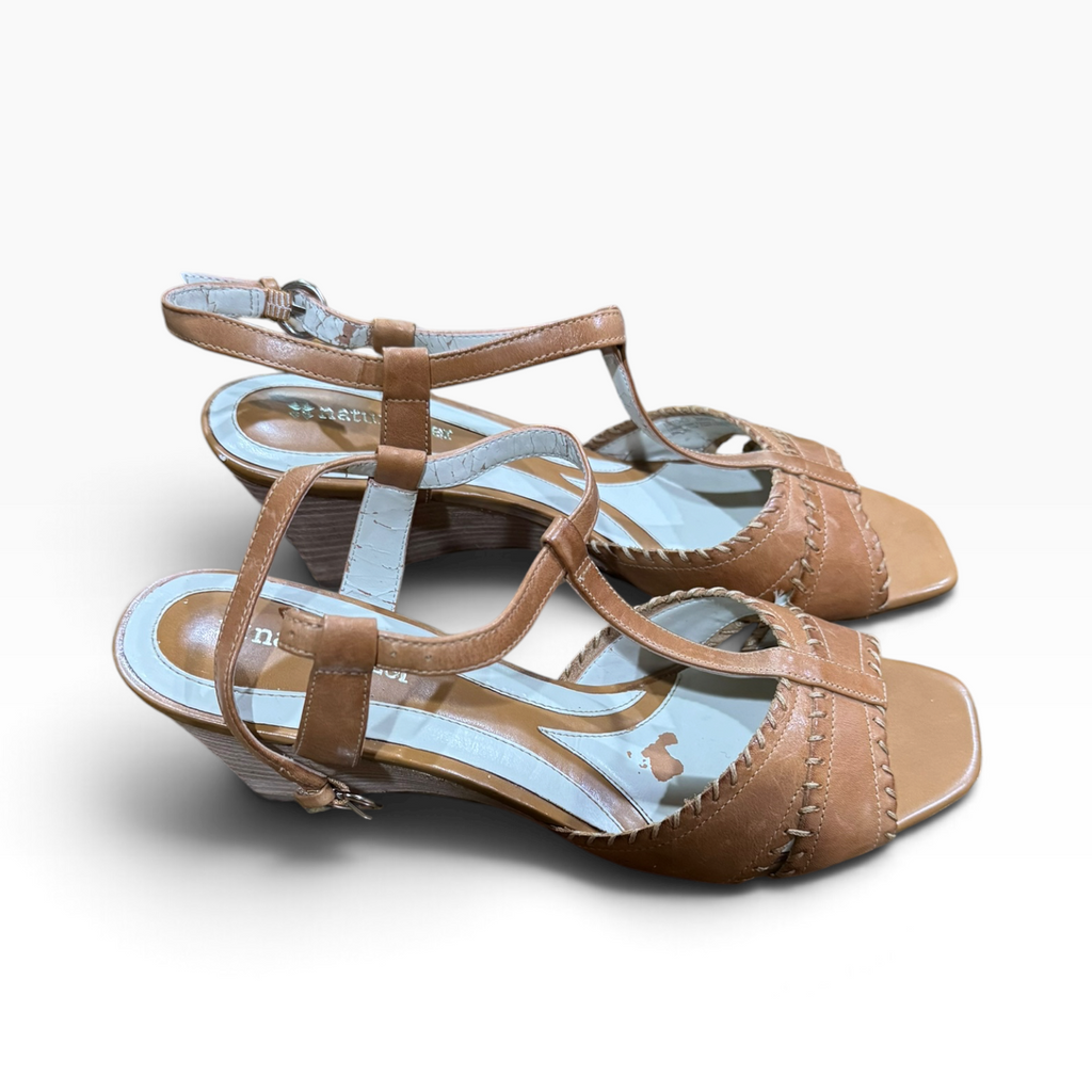 Naturalizer Switched Camelot Women’s 7.5M T-Strap Wedge Sandals - New with Flaw