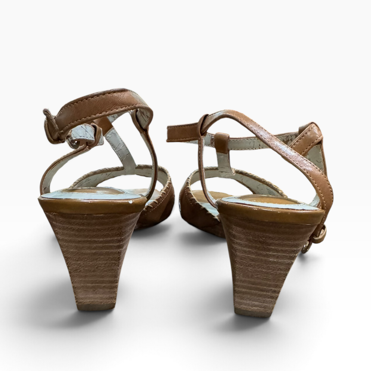 Naturalizer Switched Camelot Women’s 7.5M T-Strap Wedge Sandals - New with Flaw