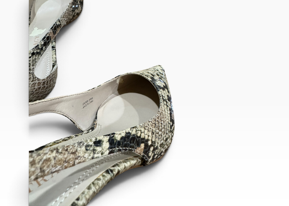 Ellen Tracy Echo Women’s 7M Snakeskin Leather Pumps - New with Flaw