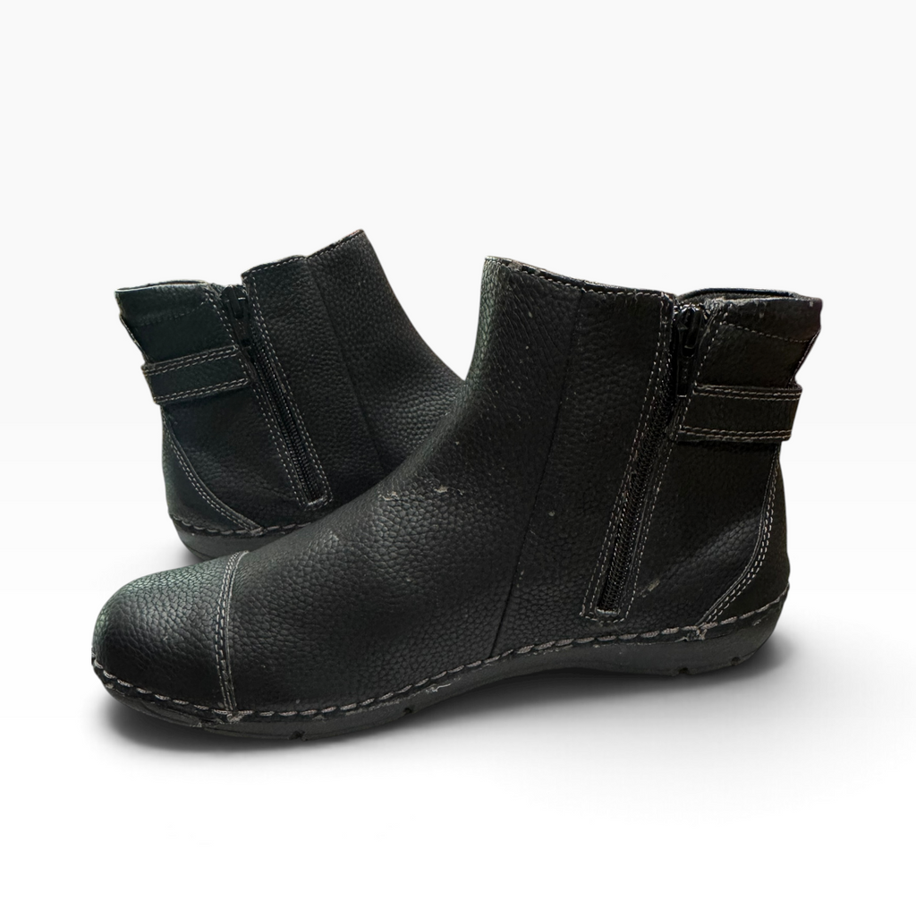 Croft & Barrow Lightweight Women’s 9M Black Side-Zip Ankle Boots - Pre-owned