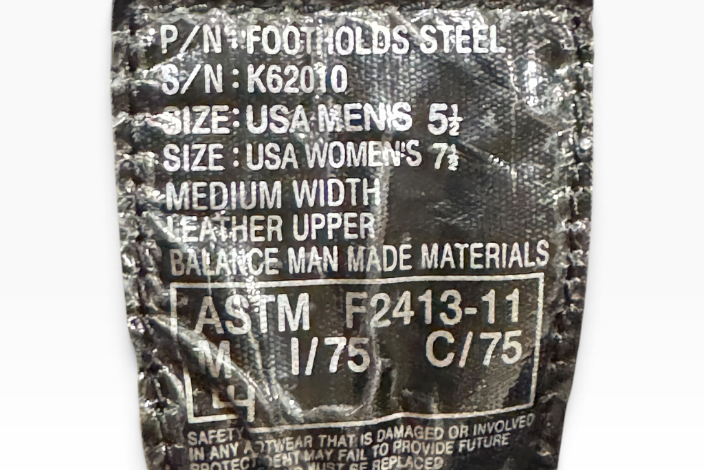 HyTest Footholds K62010 Waterproof Steel-Toe Hiker Boots Men’s 5.5M Women’s 7.5M - New